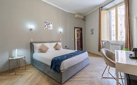 Portafortuna Guesthouse - Close To Colosseum